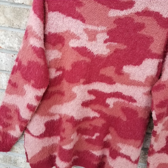 Lori Goldstein Logo Lounge Pink Brushed Camo Sequin V Neck Sweater (Wmns L) Soft - Picture 6 of 8